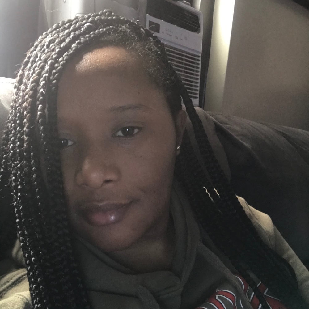 Meet your Posher, Aisha